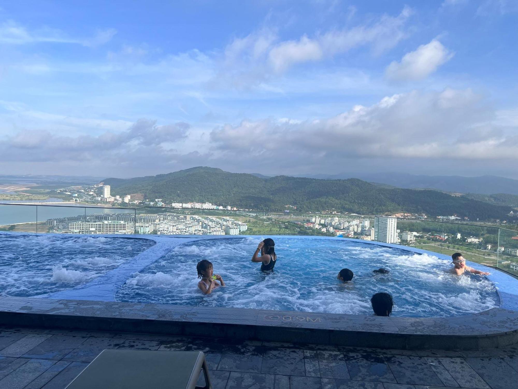 Can Ho Alacarte Ha Long Bay - Tang Cao, View Bien Apartment Exterior photo